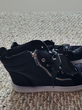 Hype Sneakers Size 10 Fits 8.5